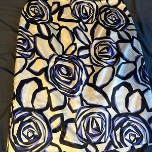 Jones New York Black and Blue Floral Pencil Skirt